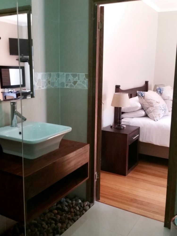 The Tides Inn Bed And Breakfast Durban Bagian luar foto